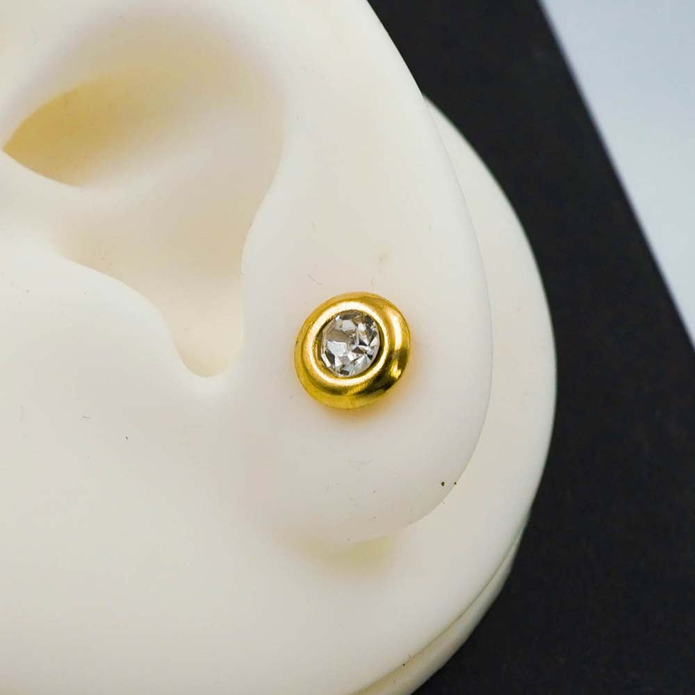 rounded zircon studs