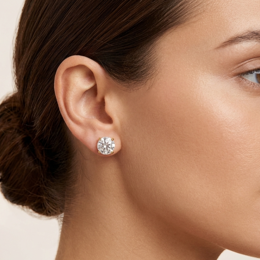 The Solitaire Glo Studs