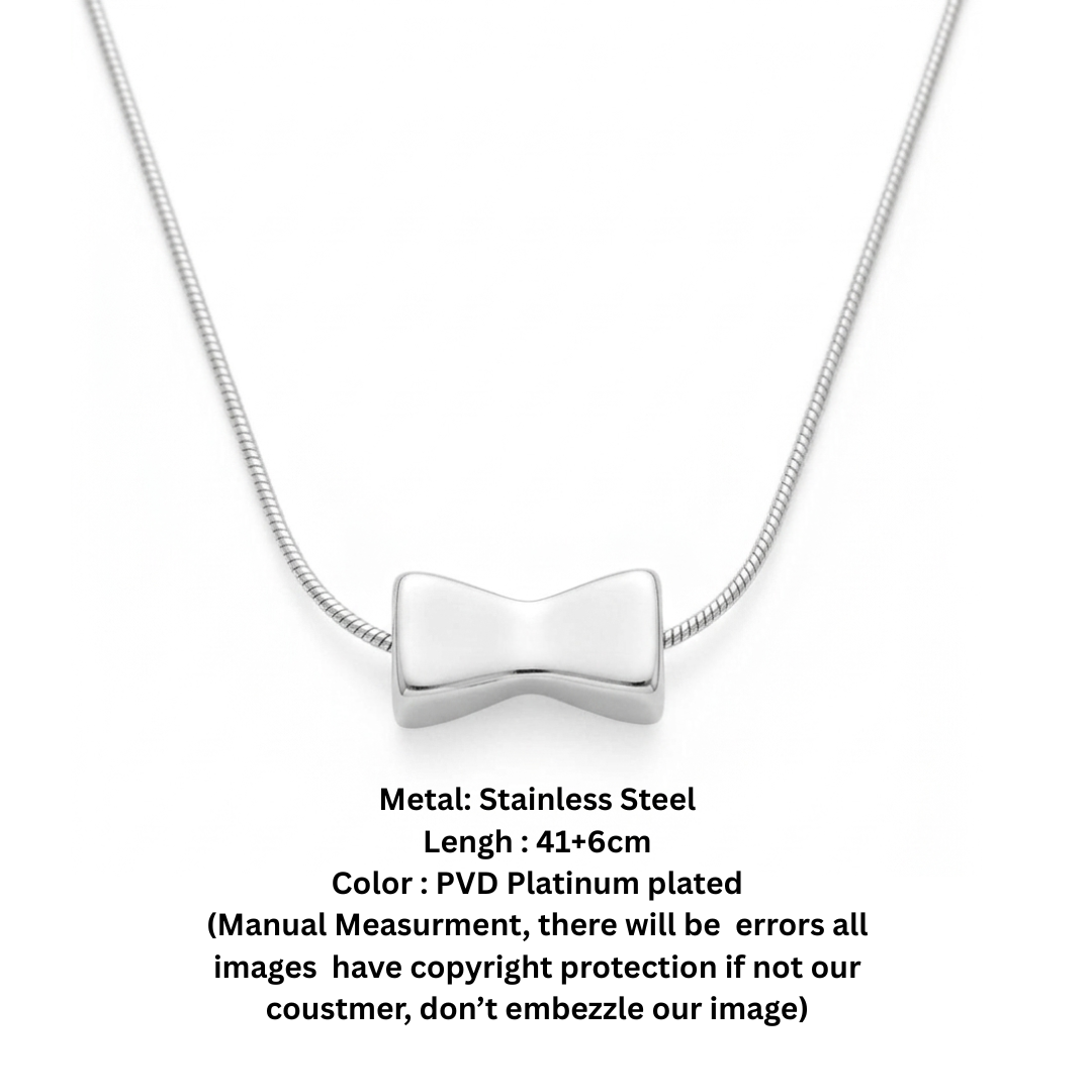 The Luna Bow Necklace