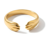 Huggie ring